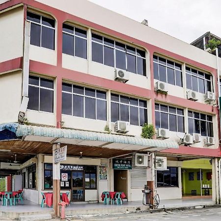 Oyo 90376 Centre Point Hotel Limbang Exteriér fotografie