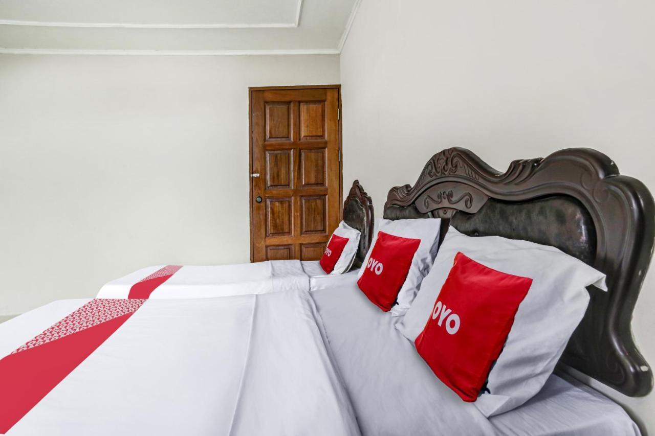 Oyo 90376 Centre Point Hotel Limbang Exteriér fotografie