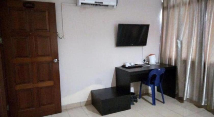 Oyo 90376 Centre Point Hotel Limbang Exteriér fotografie